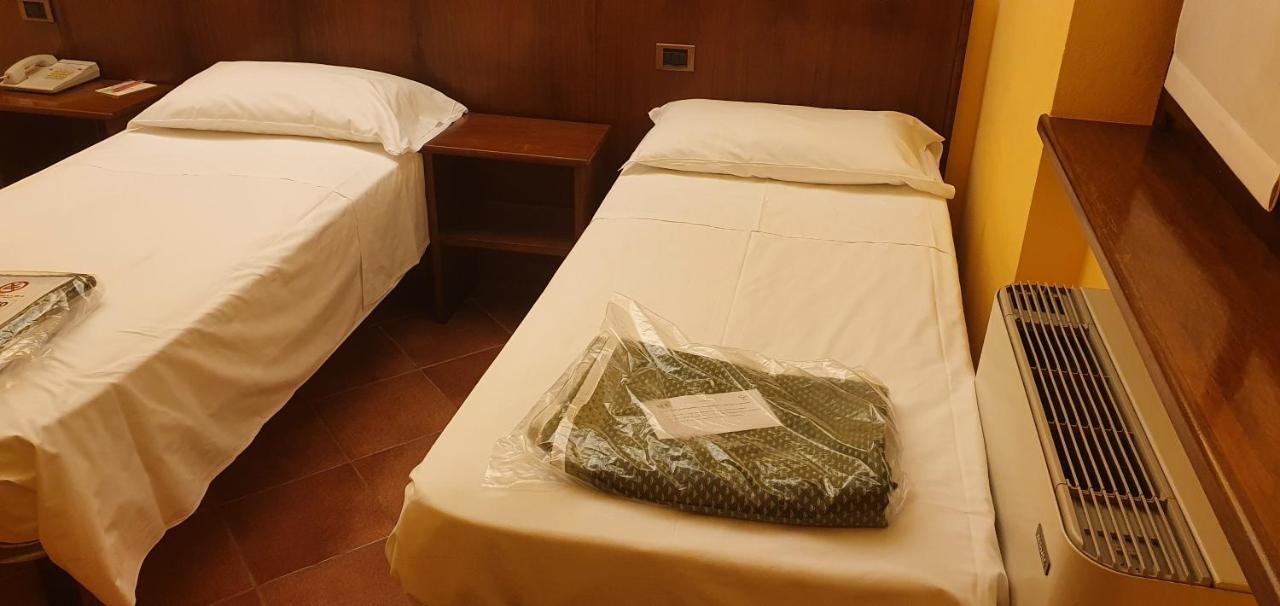 Il Carrettino Country Hotel Tortona Dış mekan fotoğraf